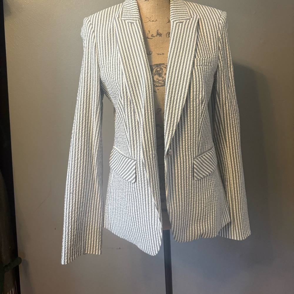 Veronica Beard Seersucker Gray and White Striped Blazer NWT